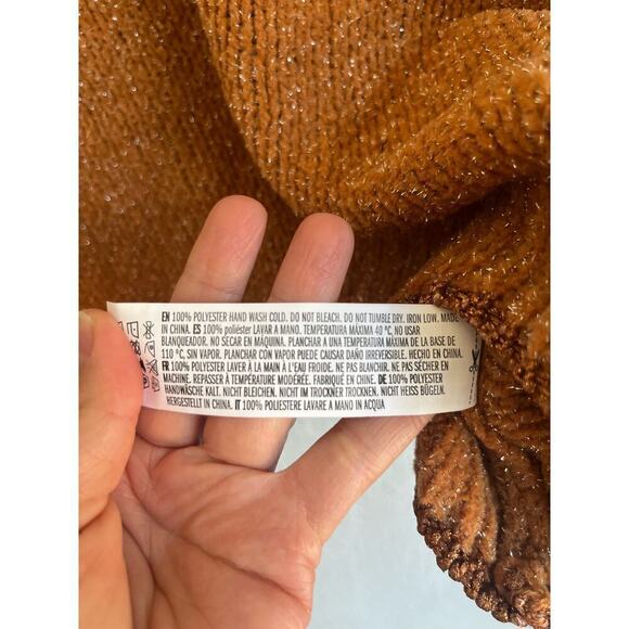 Anthropologie English Factory Woman Cropped Knit Metallic Sweater , Siz… - Picture 10 of 11